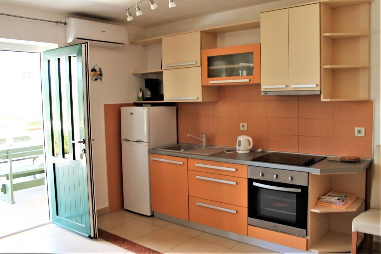 Apartmani Klaudija 발룬 외부 사진