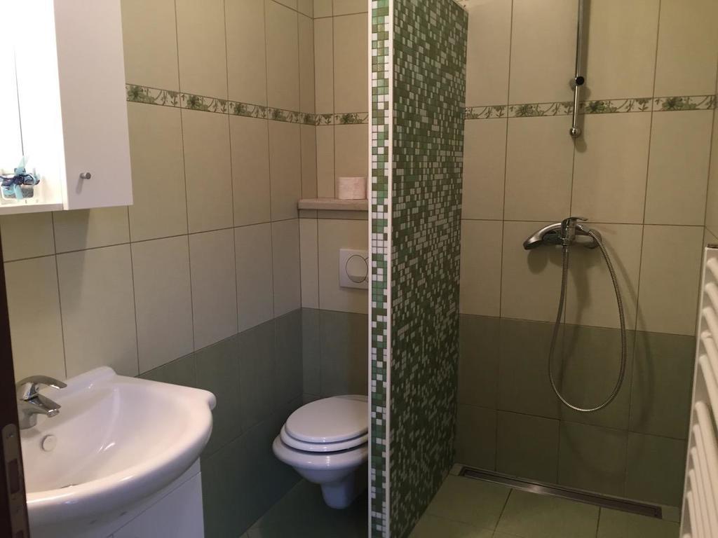 Apartmani Klaudija 발룬 외부 사진
